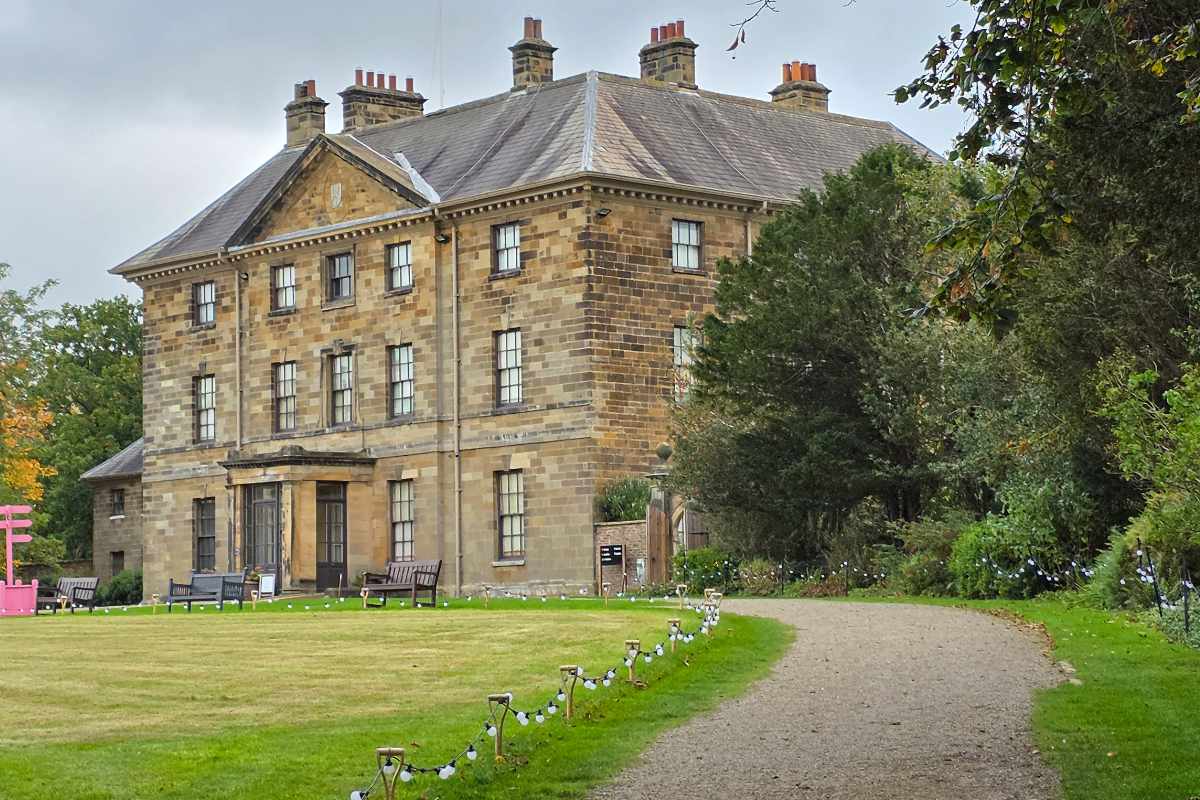 Multi-user trail walk Ormesby Hall